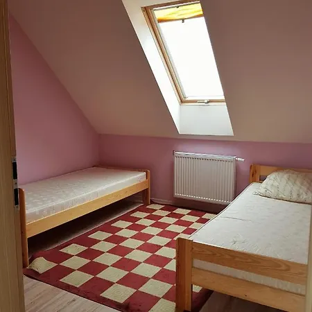 Dom wakacyjny Przytulne Mieszkanie W Sercu Kaszub Wąglikowice