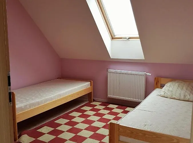 Semesterbostad Przytulne Mieszkanie W Sercu Kaszub Wąglikowice